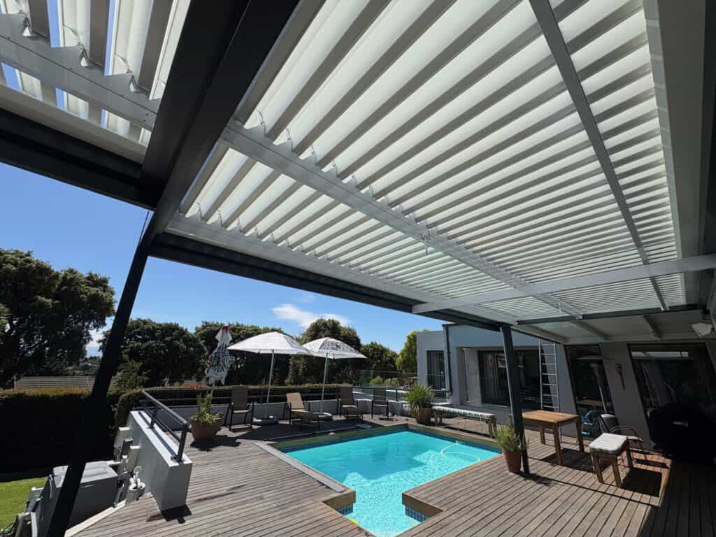 Adjustable louvre roofs Cape Town motorised louvre roofs outdoor roof systems sun control solutions modern outdoor living